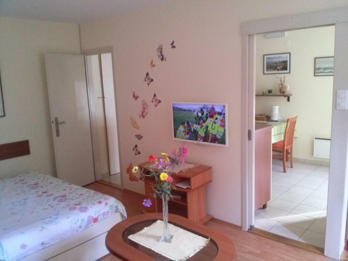 Apartment Popona Zadar Exteriör bild